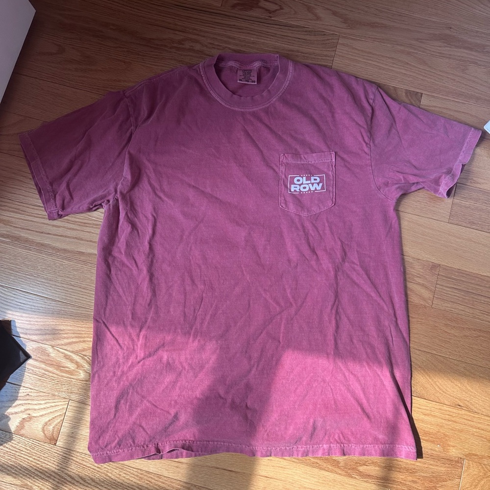 Comfort Colors Short-Sleeve Pocket Tee in Faded Mauve
